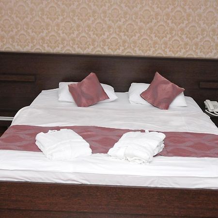 Xudaferin Hotel Baku Eksteriør billede