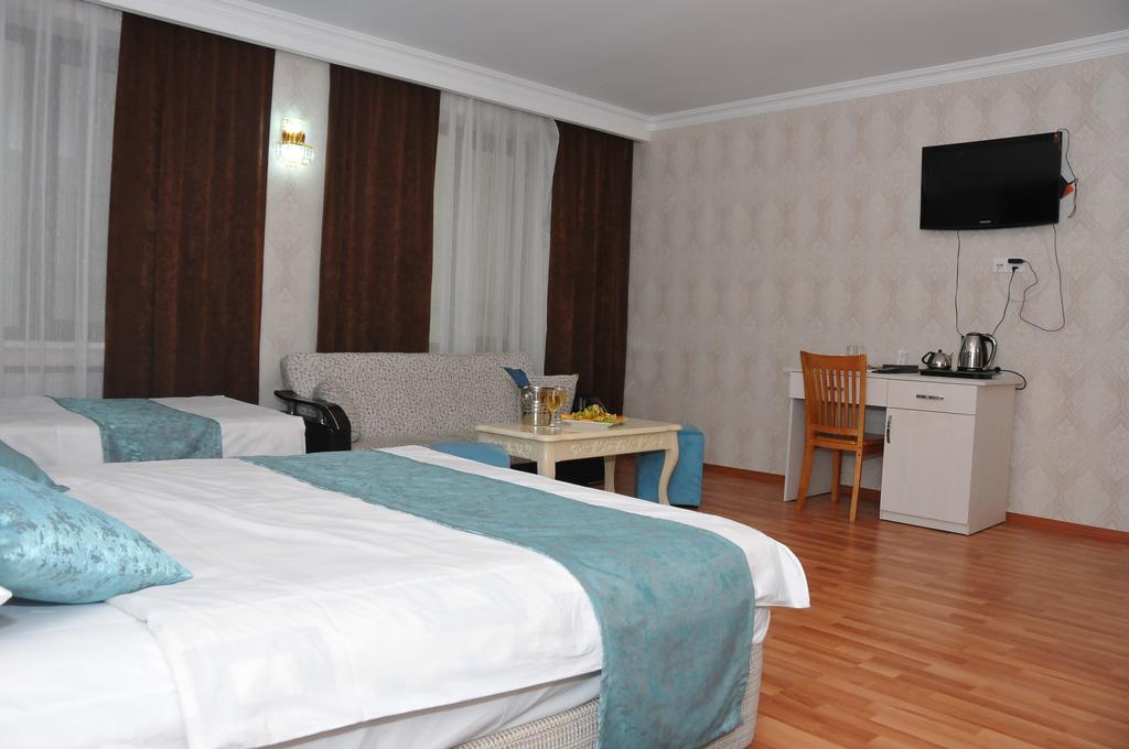 Xudaferin Hotel Baku Eksteriør billede